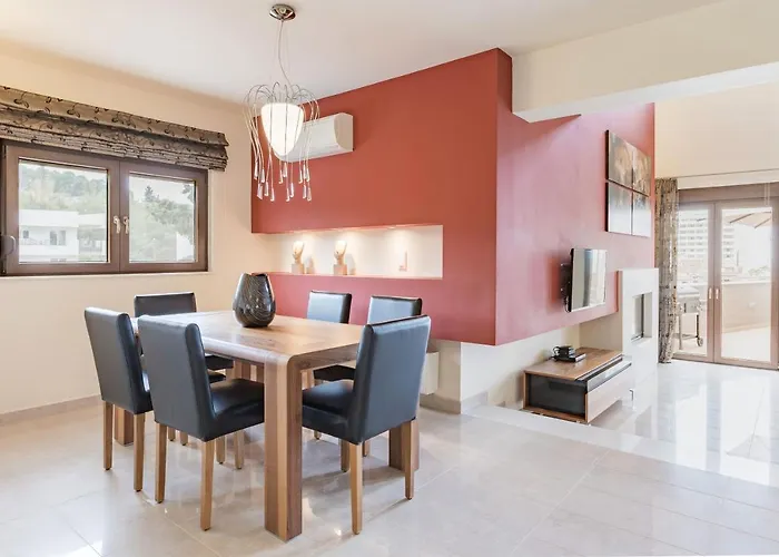 Halide Luxury Villa *