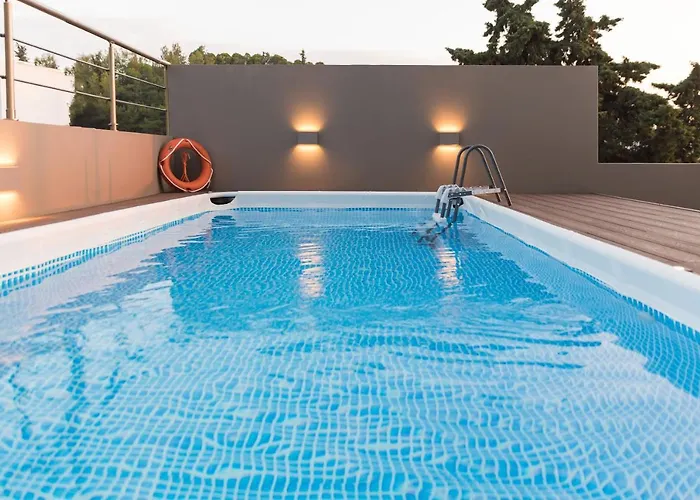 Halide Luxury * Ixia (Rhodes)