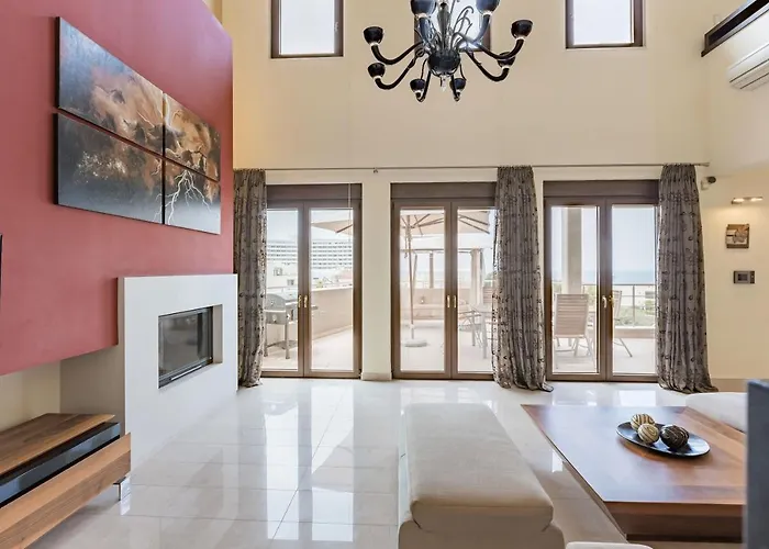 Halide Luxury Villa *