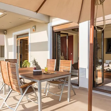 Halide Luxury * Ixia (Rhodes)