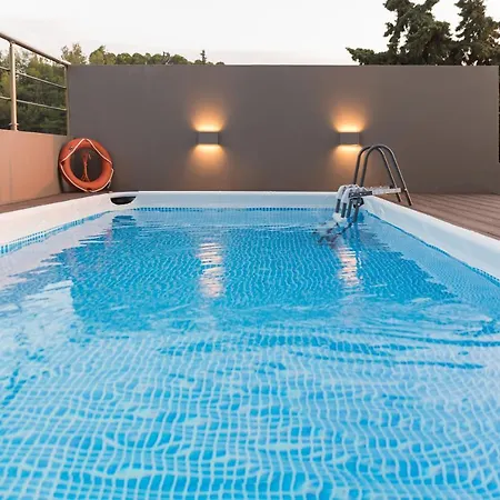 Halide Luxury * Ixia (Rhodes)