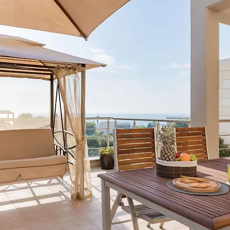 Halide Luxury Villa *