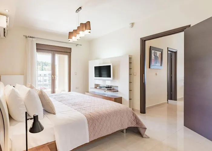 Halide Luxury Vilă *